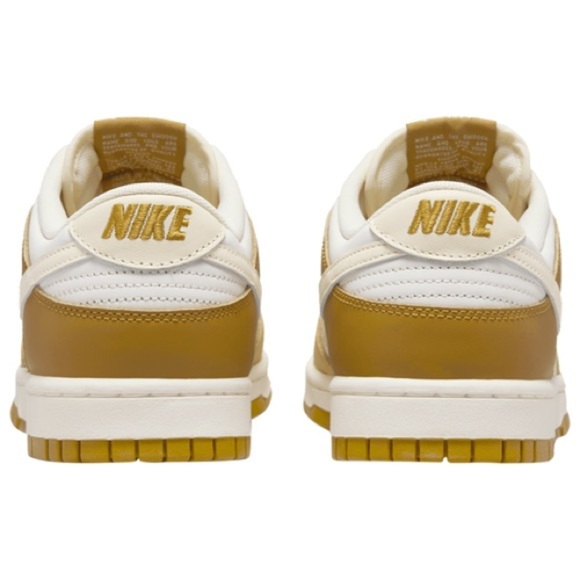 Nike Dunk Low Retro \